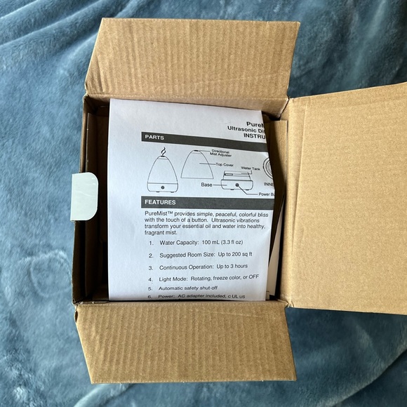 NEW Essential Oil Diffuser with 3 Essential Oils - Picture 6 of 8